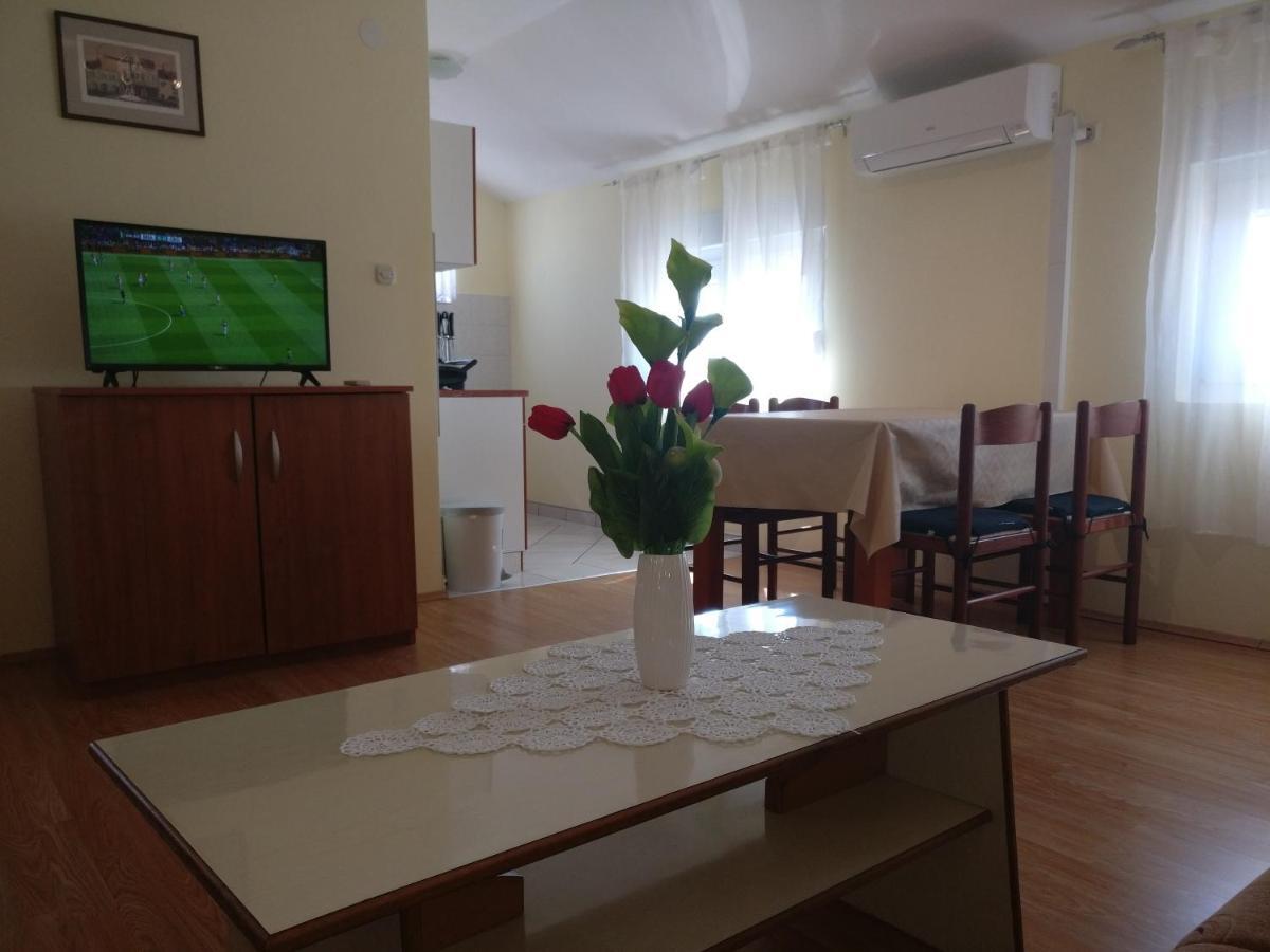 Apartment Bucic Вир Екстер'єр фото